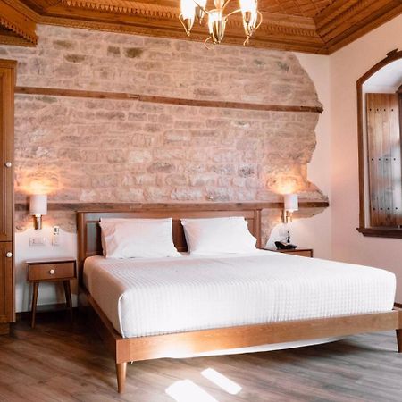 Argjiro Traditional Gjirokastër Eksteriør bilde