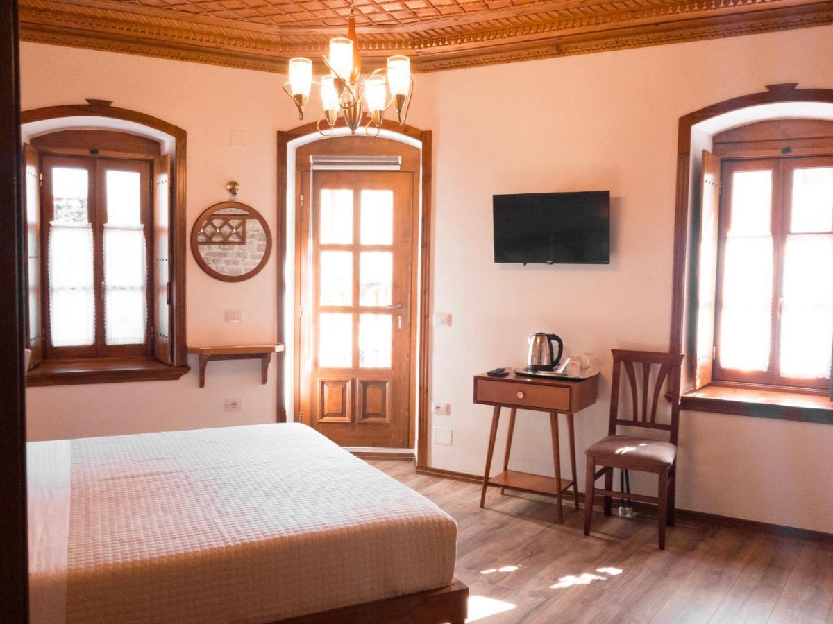 Argjiro Traditional Gjirokastër Eksteriør bilde