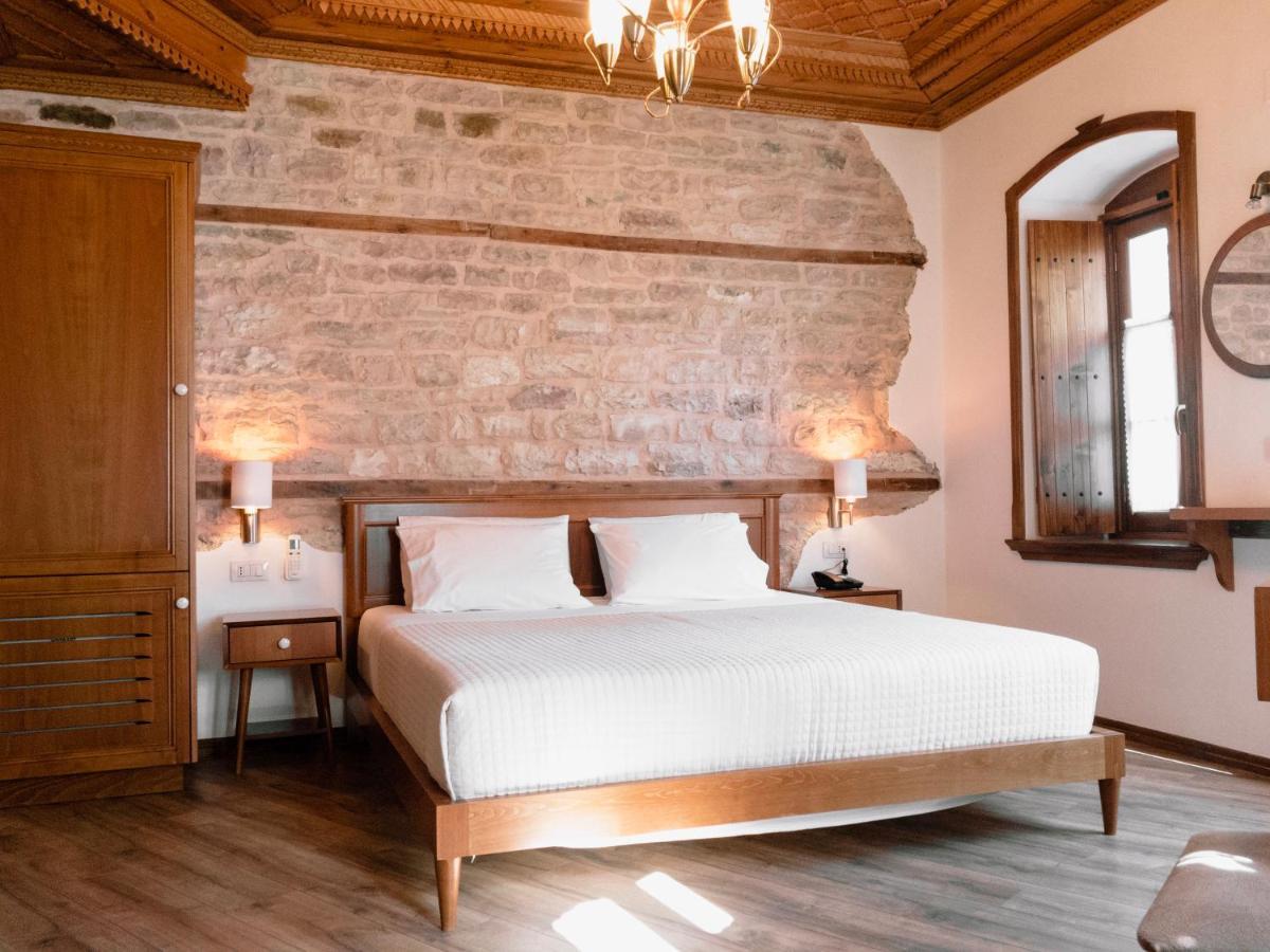 Argjiro Traditional Gjirokastër Eksteriør bilde