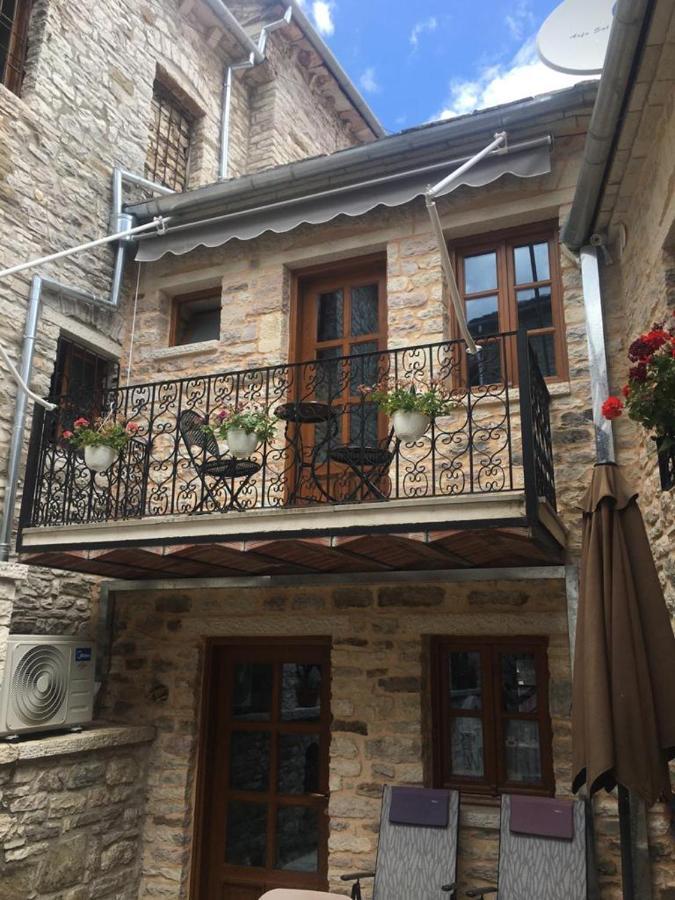 Argjiro Traditional Gjirokastër Eksteriør bilde