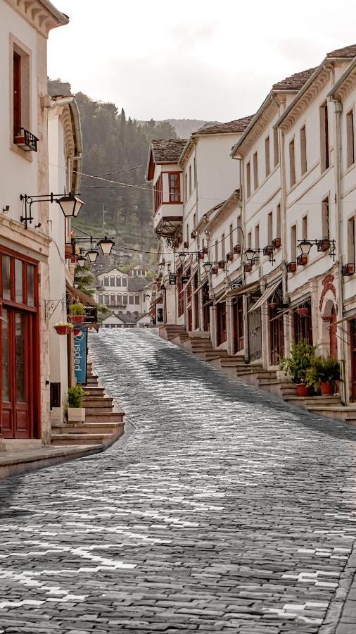 Argjiro Traditional Gjirokastër Eksteriør bilde