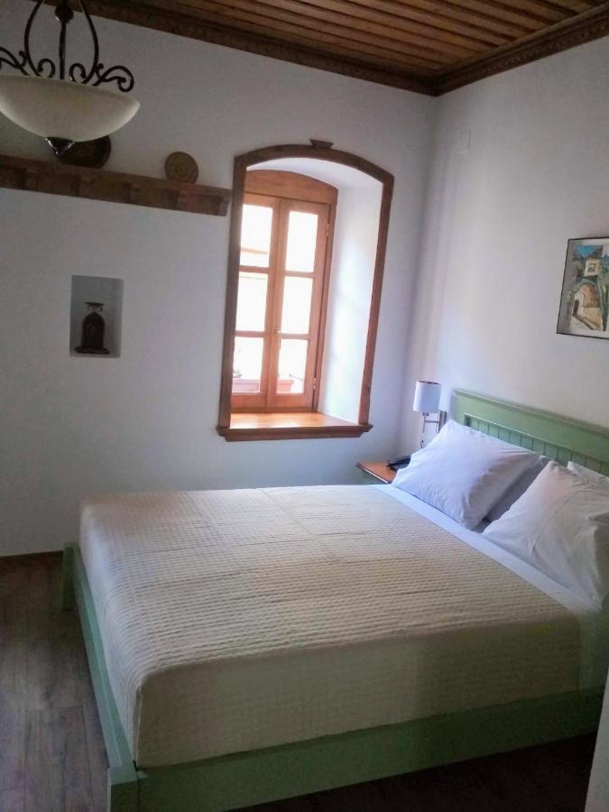Argjiro Traditional Gjirokastër Eksteriør bilde