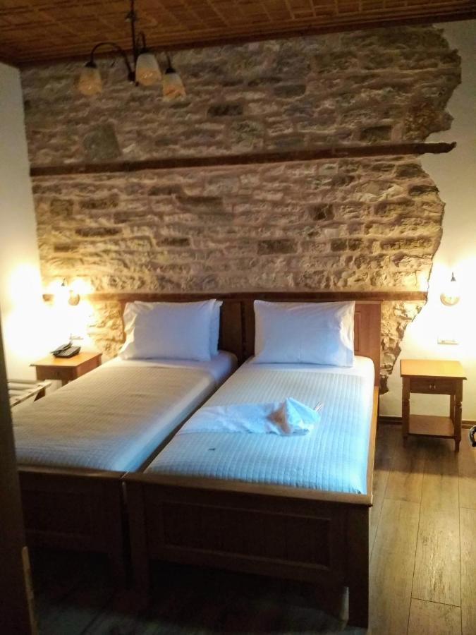 Argjiro Traditional Gjirokastër Eksteriør bilde