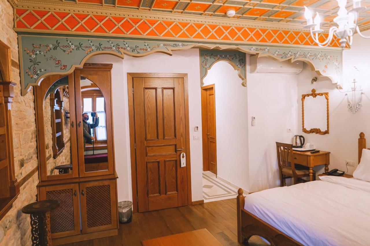 Argjiro Traditional Gjirokastër Eksteriør bilde