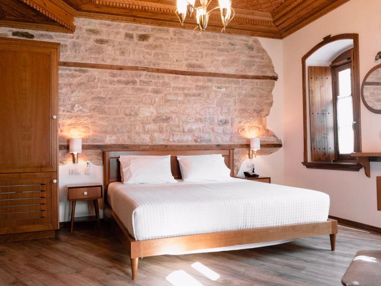 Argjiro Traditional Gjirokastër Eksteriør bilde