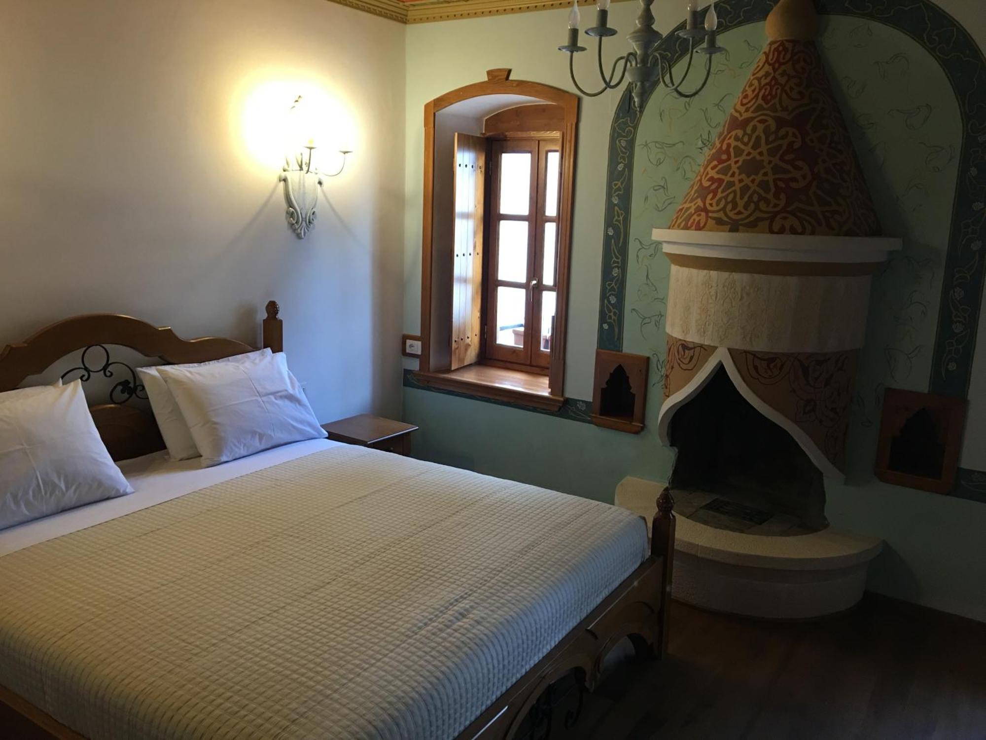 Argjiro Traditional Gjirokastër Eksteriør bilde